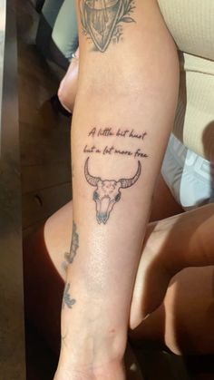 Western Knee Tattoos Women, Highland Cow Tattoo Simple, Small Tattoos Western, Knee Tattoos Women Words, Small Western Tattoos For Women, Western Tattoos For Women, Knee Tattoos Women, Highland Cow Tattoo, Bull Tattoo