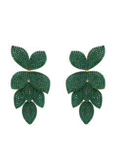 Looking for a dazzling addition to your jewellery collection? Check out our Petal Cascading Flower Earrings! With these alluring earrings, you will be the centre of attention for all the right reasons. These earrings are truly gorgeous, featuring eight linked zircon adorned petals, which dazzle with their brilliance as they cascade down from the ear, these earrings are perfect for making a statement. The top two petals form the stud top, while the remaining six petals dangle elegantly beneath, c Flower Earrings Gold, Cascading Flowers, Butterfly Earrings Gold, Hamsa Necklace, Ear Pins, Writing Gifts, Outfit Making, Stunning Earrings, Accessories Jewelry Earrings