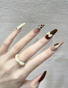 Matte Brown Nails, Brown Nails For Fall, Attractive Nails, Nail Designs Easy Diy, Nail Art Designs 2023, Acrylic Nails Yellow, At Home Nail Art, Brush Techniques, Nails Nail Art Designs