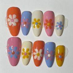 Hand made custom gel press on nails.  These nails are made to order specially for you! Whether you want to go the extra mile for a special event, or just want to feel fancy in your day to day life, these precious custom press on nails are for you. These pretty little daisy nails take me right back to the early 2000s when I was young, wild and free. Each nail is hand painted with care to create this precious little set of press ons. Available in multiple lengths and shapes, these nails are sure to give you a healthy dose of y2k nostalgia.  Please note picture with instructions on how to measure your nails.  See instructions when choosing "custom" in size options Easy Birthday Nails, Y2k Gel Nails, Painted Flower Nails, Gel Nails Y2k, Cutesy Nails, Cute Funky Nails, 2000s Nails, Nails Daisy, Y2k Nostalgia