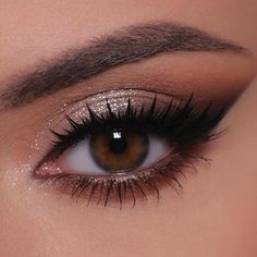 Серебряный смоки/Silver Smokey Eye Makeup Tutorial Жидкие тени @luxvisage_belarus Matt tint waterproof 104 Палетки @natashadenona… | Instagram Smokey Eye Makeup Matte, Makeup Looks With Silver, Subtle Smoky Eyes Makeup, Cool Toned Smokey Eye Makeup, Shimmery Smokey Eye Makeup, Smokey Eye Makeup Silver, Wine Colored Eye Makeup, Smokey Eye Makeup With Glitter, Neutral Silver Eye Makeup