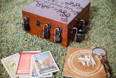 Animation pour mariage - Escape Game pour Mariage. Packs mariage, tarifs, avis, disponibilité et téléphone. Wedding Box, Escape Game, Wedding Boxes, Escape Room, Wedding Time, Picnic Basket, Big Day, Decorative Boxes