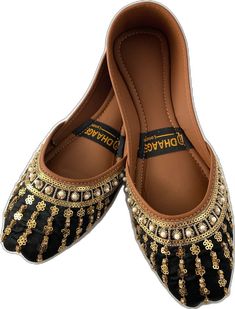 Meenakari Closed Toe Flats, Bollywood Style Flats For Diwali, Navratri Meenakari Flats, Navratri Flats With Dori Work, Bollywood Style Cutdana Flats For Festivals, Traditional Flats With Mirror Work For Navratri, Bollywood Style Closed Toe Flats With Mirror Work, Diwali Reception Flats, Meenakari Flats