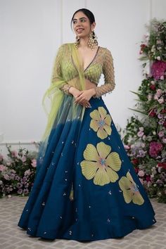 Luxury Party Wear Lehenga With Self Design, Luxury Cutdana Choli For Party, Luxury Designer Blouse Piece With Dupatta, Luxury Lehenga With Dupatta And Side Open Design, Luxury Lehenga With Floral Embroidery And Cape Sleeves, Luxury Long Sleeve Green Choli, Luxury Self Design Lehenga For Party, Luxury Party Wear Lehenga With Cutdana, Luxury Front Open Choli With Zari Work