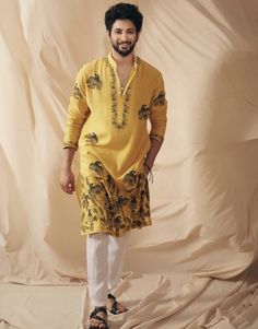 Rohit Suresh Saraf, Outfits For Groom, India Fashion Men, Rohit Saraf, Latest Kurta Designs, Wedding Clothes For Men