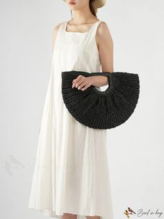 BirdinBag - Contemporary Straw Tote: A Chic Minimalist Accessory Summer Black Shoulder Bag With Round Handle, Black Bag With Round Handle For Summer, Oversized Pattern, Minimalist Accessories, Plain Style, Straw Tote, Bag Bag, Straw Bag, Black Color