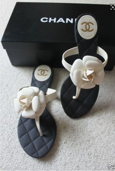 Only flip flops I would ever wear Camelia Chanel, Mode Chanel, Adidas Shoes Women, Camellia Flower, Shoe Closet