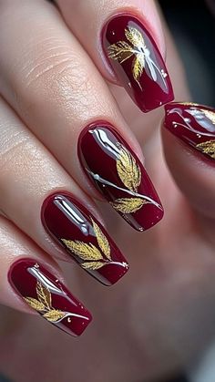 25 Gorgeous Nail Ideas for September 2024|Foil Nails|Nail art designs|Foil Nails Gel nails Nail polish|Foil Nails Acrylic nails Nail care tips|Foil Nails Nail Ideas For September, Black Halloween Nails, Chrome Nails Designs, September Nails, Beige Nails, Halloween Nail Designs, Foil Nails, Golden Leaves, Elegant Nails