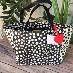 New With Tag Black And White Garden Tote, Liz Claiborne, Womens Tote Bags, Diaper Bag, New Color, Size 16, Black White, Black And White, Fast Delivery