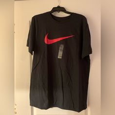 Nike Tee Shirt Black With Red Check Side Vents Size L New With Sticker & Tag Holder But Tag Fell Off Nike Black Cotton Tops, Black Nike Cotton Top, Nike Black Relaxed Fit Tops, Black Cotton Nike Tops, Nike Black Casual Shirt, Nike Running Shirt, Red And Black Shirt, Shirts Nike, Nike Short