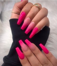 Credit @ivynailss 💕 ❥ ❥ #clawaddicts #nails #claws #nailsofinstagram #nailsaddict #notd #naildesign #nailstagram #nailart #nailpolish… Almond Nail Art, Pink Ombre Nails, Ombre Acrylic Nails, Cute Acrylic Nail Designs, My Boo, Pink Nail Designs, Pink Nail