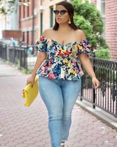 Blusas plus size: 100 provas de que estilo é para todas Sukienki Plus Size, Plus Size Summer Outfit, Stylish Plus, Lovely Clothes, Plus Size Summer