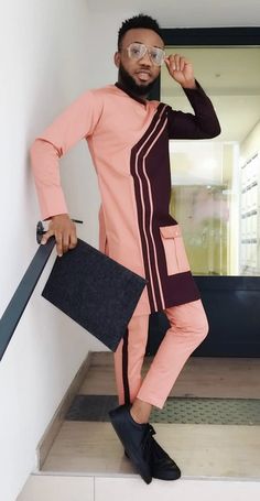 Jago Outfits, Dresses Birthday, Best Fashion Designers, African Wear Styles For Men, Latest African Men Fashion, African Attire For Men, African Dresses Men, African Shirts For Men, African Fashion Traditional