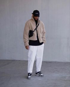 Althesuire Outfit, Nike Sweats Outfit Men, Shorts Mens Outfits, Mens Outfits Casual Street Style, Streetwear Men Outfits Street Fashion, Mens Outfits Casual, Winter Outfits Men Streetwear, Mens Outfits Streetwear