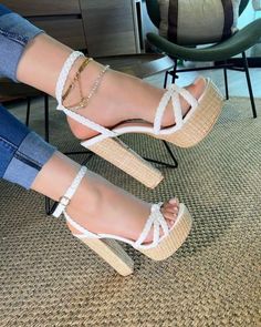 Fashion Shoes Heels, Shoes Heels Classy, Shoes Heel, Heels Classy, Girly Shoes, Aesthetic Shoes, Elegant Shoes, Fendi Shoes