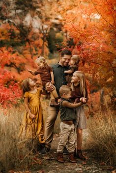 #FallFamilyPhotoshoot #FallFamilyVibes #AutumnFamilyPhotos #FallFamilySession #FamilyPhotoshootIdeas #AutumnFamilyPortraits #FallPhotoSession #FamilyFallPhotos #FallPhotography #CozyFamilyPhotos Fall Photo Shoot Ideas Family Pictures, Fall Family Photography Ideas, Dark Academia Family Photo, Fall Family Photos Leaves, Family Photo Fall Ideas, Pumpkin Family Photoshoot, Fall Themed Family Photo Shoot, Family Fall Portraits, Fall Leaves Family Photos