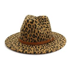 Leopard hat with single trim. Trilby Hat Women, Hat Women Outfit, Fedora Hat Style, Womens Fedora Hat, Fedora Hat Men, Womens Fedora, Fedora Hat Women, Trilby Hat, Outfit Styles