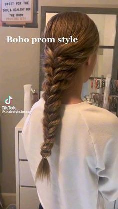 Kadeřnické Trendy, Vlasové Trendy, Hairstyles For Layered Hair, Hair Tips Video, Hair Tutorials For Medium Hair, Hair Stylies, Hair Up Styles, Hairdo For Long Hair, Hair Stylist Life