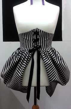 Steampunk Burlesque, Bustle Skirt, Steampunk Women, Skirt Black And White, Steampunk Fashion, Cabaret, Gothic Lolita