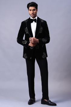 Men Black Velvet Tuxedo Suit Abstract Hand Embroidered Motif Work, Wedding Blazer Jacket, Groomsmen Outfit by TheMagnusAtelier on Etsy Velvet Tuxedo Men, Black Velvet Tuxedo, Embroidered Tuxedo, Groomsmen Outfit, Wedding Blazer, Wedding Blazers, Velvet Tuxedo, Black Suit Men, Groomsmen Outfits