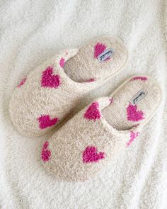 Oat Heather/ Pink Hearts Slippers Cozy, Pink Hearts, Home Free, Pink Heart, Oats, Heathers, Slides, Slippers, Slip On