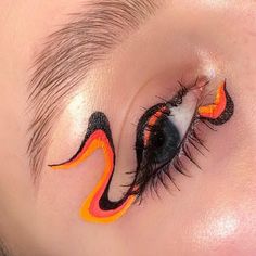 Nye Makeup, Cute Eye Makeup, Fall Graphic, Fall Makeup Looks, Pinterest Makeup, Dope Makeup