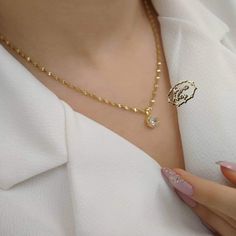 Chain Designs Gold For Girls Simple, Simple Gold Pendent Designs, Gold Pendent Simple, Simple Gold Chain Designs For Women, Gold Pendent Designs, Necklace Design Ideas, Trendy Gold Necklace, Modern Necklace Design, Gold Necklace Design