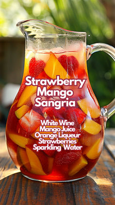 Strawberry Mango Sangria Mango Sangria Recipes, Drinks With Wine, Summer Alcoholic Drinks, Summer Cocktail, Adult Summer Party, Mango Sangria, Strawberry Wine, Summer Drinks Alcohol