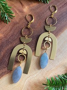 18k gold plated lever back earrings with labradorite and brass. Gold Brass Earrings With Brass Hardware, Handmade Gold Labradorite Earrings, Gold Labradorite Drop Earrings, Gold Brass Jewelry With Lever Back, Artistic Earrings, Brass Jewellery, Jewelry Making Earrings, Art Jewelry Contemporary, Upcycled Jewelry