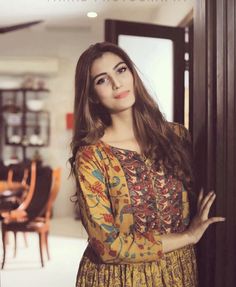 Pakistani Beauty, Long Frock Designs, Bungalow Exterior, Long Frock, Cat Products, Ayeza Khan