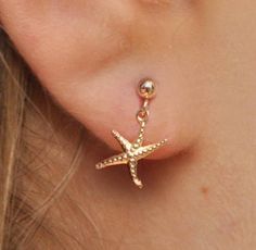 Looking for the perfect Nautical Earring Studs? Check out these dainty Gold Stud Earrings made from 14K yellow gold filled.  These tiny stud earrings are nickel-free and hypoallergenic, ensuring both comfort and safety.  Featuring small Starfish shapes, they offer a classic look that's perfect for daily wear.  Plus, they make great gifts for her, delivered in beautiful boxes! Stud post in Gold Filled 14K with friction back, 11mm length - standard size Starfish charm 10mm x 11mm There are much mo Gold Neck Chain, Nautical Earrings, Ear Climbers Earrings, Studs Gold, Minimalist Earrings Studs, Mens Gold Jewelry, Starfish Earrings, Jewellery Marketing, Minimalist Studs