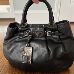 Soft Black Leather, Authentic Prada Handbag. With Dust Bag And Authenticity Card. In Great Condition! Tote Bags For School, Street Style Aesthetic, Prada Handbag, Prada Bags, Pretty Bags, Prada Handbags, Cute Bags, Bags Designer Fashion, Soft Black