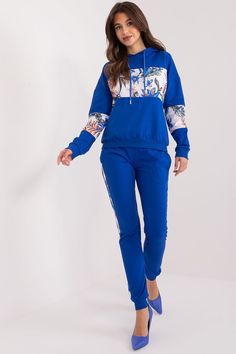 Hey there, trendsetter! Are you ready to elevate your casual game with our Blue Floral Comfort Tracksuit Set? Prepare to turn heads and steal the spotlight with this perfect blend of comfort and style. Let's dive into why this set deserves a prime spot in your wardrobe! 1. Cozy Yet Chic: Snuggle up in style with our Blue Floral Comfort Tracksuit Set. Crafted for ultimate comfort, this set features a long-sleeve sweatshirt and hoodie, making it perfect for everyday wear. Say goodbye to boring lou Cocktail Dress Formal, Spring Sweater, Tracksuit Set, Winter Coats Women, For Lovers, Relaxed Style, Floral Fabric, Long Sleeve Sweatshirts, Womens Scarves