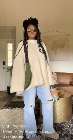 Fall Basics Black Women, Black Girls Cozy Outfits, Boho Fashion Fall Black Women, Neo Soul Outfits Fall, Boho Winter Outfits Black Women, Earthy Girl Fall Outfits, Boho Outfits Black Women Winter, Cozy Fall Outfits Black Women, Boho Sweater Outfit