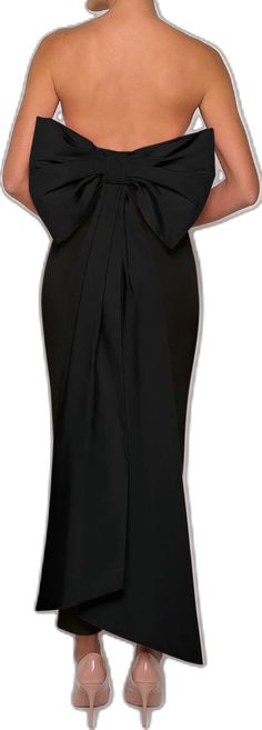 Elegant Strapless Evening Dress With Bow, Elegant Evening Strapless Dress With Bow, Elegant Strapless Dress With Bow For Evening, Chic Strapless Dress With Bow For Formal Events, Elegant Formal Strapless Dress With Bow, Elegant Strapless Formal Dress With Bow, Formal Strapless Dress With Bow And Fitted Bodice, Strapless Dress With Bow For Black-tie Events, Elegant Strapless Dress With Bow For Formal Occasions