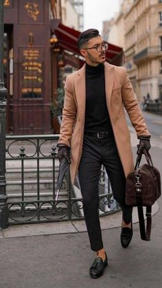 Mens Clothing Styles Streetwear, Boots Men Outfit, Men Coats, Aesthetic Outfits Men, Trendy Mens Fashion, Stylish Men Casual, Beige Outfit, Winter Outfits Men, Popular Fashion