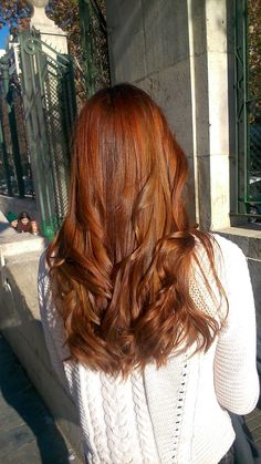 Pelo Color Cobre, Pretty Red Hair, Henna Color, Hair Nutrition, Radhe Shyam, Henna Hair, Hair Flip, Auburn Hair, Copper Hair