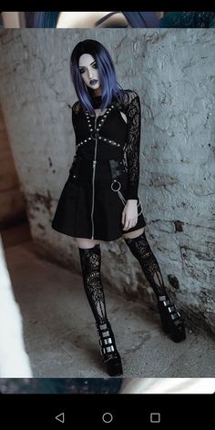 Outfits For Girlfriend, Look Rock, Goth Women, Women's Outfits, Emo Girls, Alternative Girls, Lookbook, Cute Outfits, Quick Saves