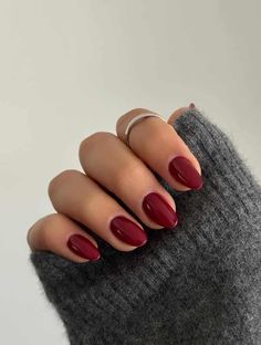 Fall Nails 1 Color, Nail Ideas Cute Summer, Cute Fall Gel Nail Designs, Subtle Fall Nails Almond, Autumn Colored Nails, 2024 Gel Nail Colors, Fall Monochromatic Nails, Deep Red Gel Nails, Fall Proposal Nails