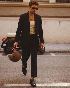 Going Out Outfits Men, Aesthetic Male Outfits, Dapper Gentleman Style, Mens Casual Suits, Streetwear Ideas, Preppy Men, Classy Suits, Fashion Fails, Classy Outfits Men