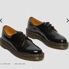 Bnib Dr. Martens 1461 Patent Leather Black Size 8 Women’s Never Worn, Brand New In Box Smoke Free Pet Free Home Doc Martens 1461, Vintage Oxford Shoes, Patent Leather Oxfords, Black Oxford Shoes, Crocs Boots, Dr Martens Womens, Platform Chelsea Boots, Patent Shoes, Leather Oxford Shoes