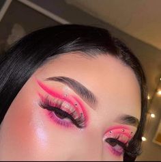 Glam Pink Makeup, Maquillage Yeux Cut Crease, Pink Eye Makeup, Cute Eye Makeup, Barbie Makeup, Pink Eye, Eye Makeup Pictures, Eye Makeup Designs