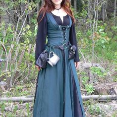 Medieval Maiden, Viking Dress, Fair Outfits, Floor Length Maxi Dress, Boho Festival Fashion, Medieval Dress, Medieval Clothing, Gothic Dress, Long Sleeve Lace Dress