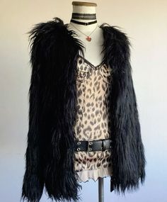 Venus Aries, Vampire Princess, Grunge Shoes, Fur Coat Outfit, Fits Ideas, Fancy Fits, Style Bundle, Nessa Barrett, Fits Clothes