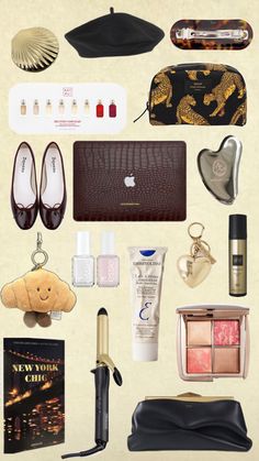 the contents of a purse laid out on top of each other