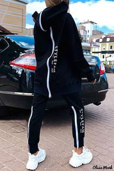 Olivia Mark - Womens White Casual Streetwear Two-Piece Set with Printed Patchwork, Zip-up Hooded Collar, and Long Sleeves Sweater Sets Womens, Pink Street, Red Street, Sweat Suits, Red Streetwear, Two Piece Pants Set, Loose Outfit, Pullover Sweater Women, Street Wear Urban