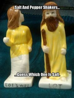 two ceramic figurines that look like jesus and pepper shakers are on twitter