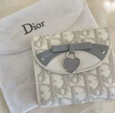 Tas Lv, Korean Bag, Dior Wallet, My Style Bags, Luxury Bags Collection, Tas Fashion, Girly Bags, Marken Logo