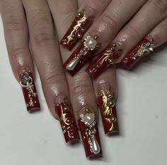 Red And Gold Nails, Gold Acrylic Nails, Red Acrylic Nails, Pretty Gel Nails, Her Nails, Nails Red, Prom Nails