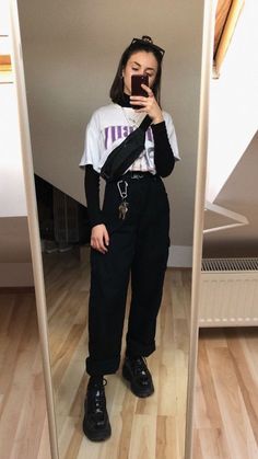 Queer Fashion, Elegante Casual, Natural Beauty Tips, Alternative Outfits, Outfit Inspo Fall, Edgy Outfits, Casual Style Outfits, Lookbook Outfits, Look Chic